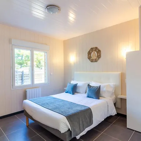 1 De L'orée Du Bois *