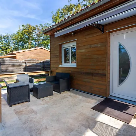 1 De L'orée Du Bois *