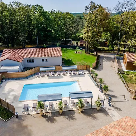 1 De L'oree Du Bois Holiday home *