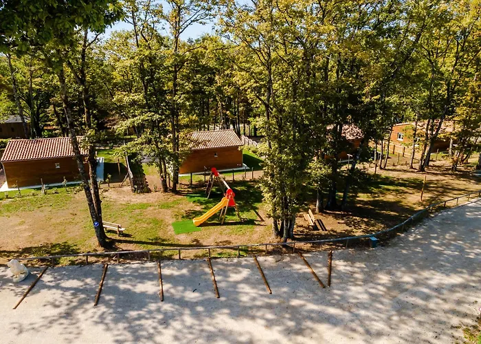 1 De L'oree Du Bois Casa de Férias Thenon