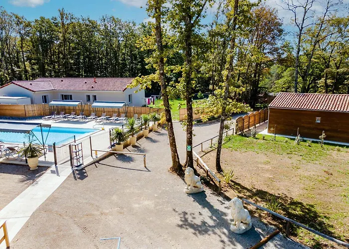 1 De L'oree Du Bois Thenon