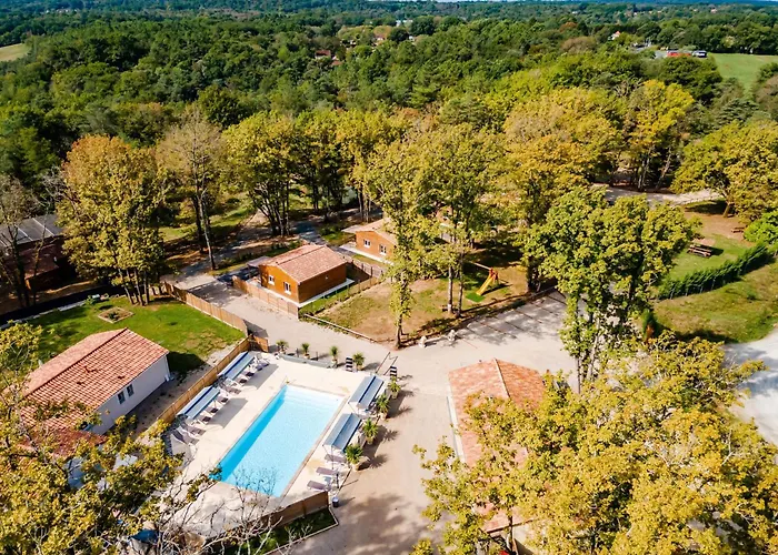 1 De L'oree Du Bois Casa de Férias *